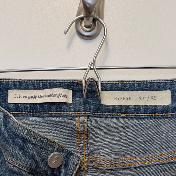 Anthropologie Pilcro Hyphen Embellished Blue Jeans with Floral Accents 29/8 - Picture 13 of 13